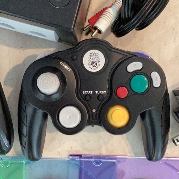 Nintendo GameCube Console & 4 Games Black Wireless Controller Ready To Play - Picture 4 of 16